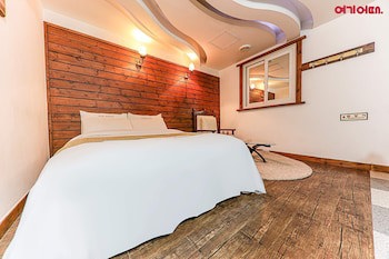 Business Hotel