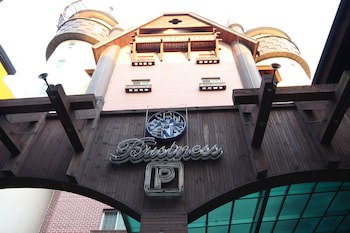 Business Hotel