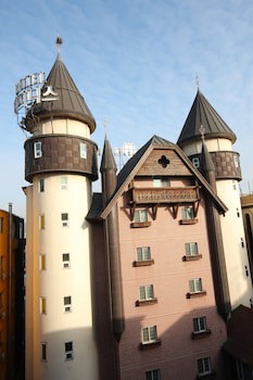 Business Hotel