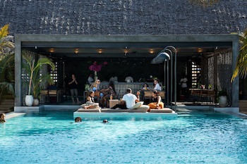 Casa Beach Hotel - Casa Del Mar