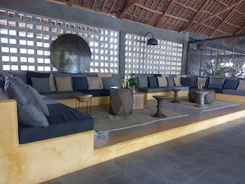 Casa Beach Hotel - Casa Del Mar