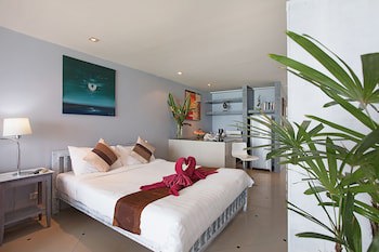 Enjoy Beach Hotel