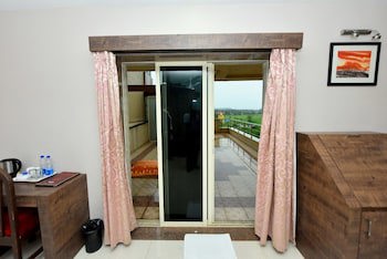 Boshan Hotels