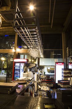Isquare Hotel