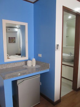 Giulius Boracay Italian Resort