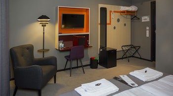 First Hotel Central