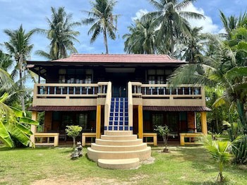 First Villa Beach Resort