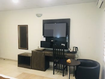 Atlantic Hotels And Suites