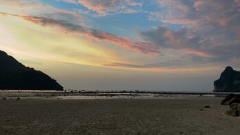 The Cobble Beach