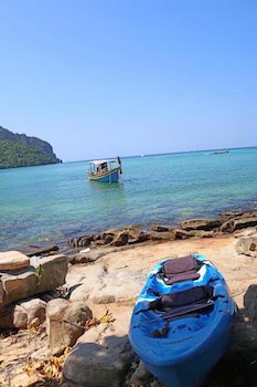 The Cobble Beach