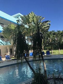 New Garden Hotel