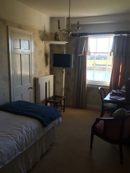 Ednam House Hotel