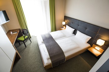 RiKu HOTEL Weissenhorn fotoğrafı