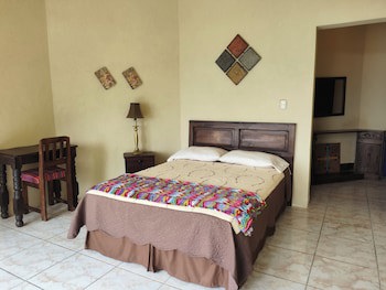 Hotel La Villa De Los Dioses