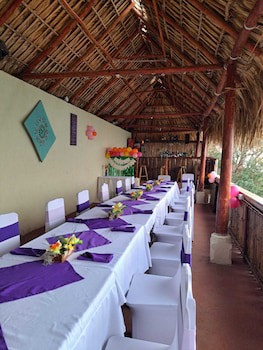 Hotel La Villa De Los Dioses