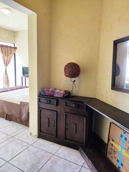 Hotel La Villa De Los Dioses