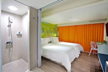 Fx Inn Kaohsiung Zhonghua Road Branch