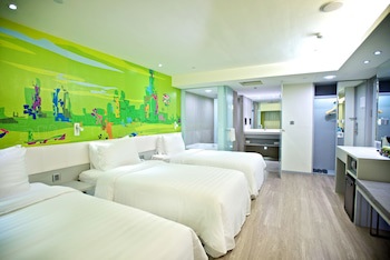Fx Inn Kaohsiung Zhonghua Road Branch