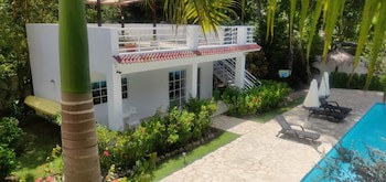 Hotel Coral Blanco