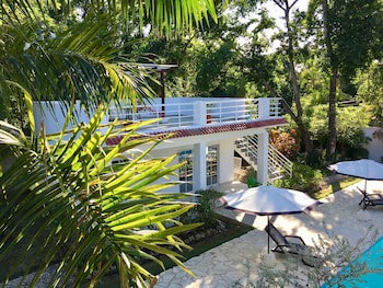 Hotel Coral Blanco