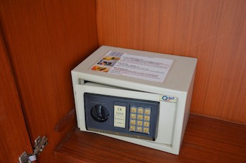 Baan Manthana Hotel