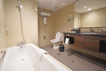 Best Western Premier The Hive
