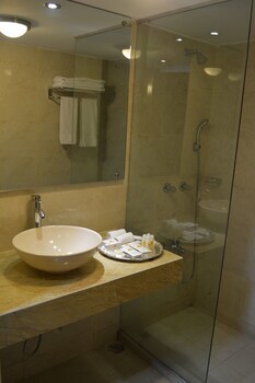 Grand Oriental Hotel