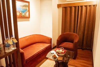 Grand Oriental Hotel