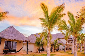 Cerritos Surf Town Beach Front Hotel And Spa