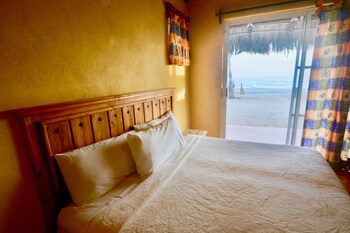 Cerritos Surf Town Beach Front Hotel And Spa