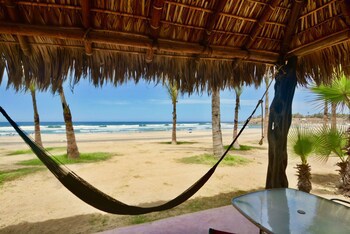 Cerritos Surf Town Beach Front Hotel And Spa