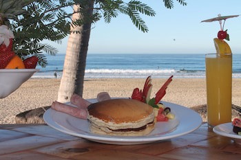Cerritos Surf Town Beach Front Hotel And Spa