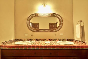 Cerritos Surf Town Beach Front Hotel And Spa