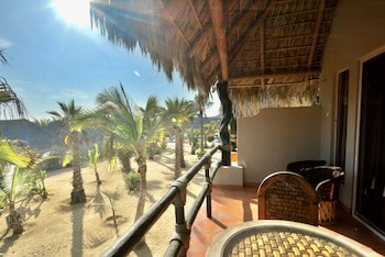 Cerritos Surf Town Beach Front Hotel And Spa