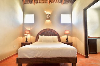 Cerritos Surf Town Beach Front Hotel And Spa