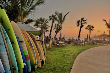 Cerritos Surf Town Beach Front Hotel And Spa