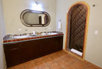 Cerritos Surf Town Beach Front Hotel And Spa