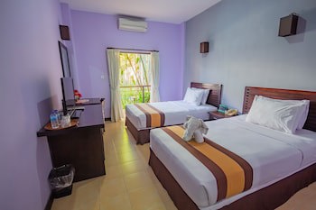 Grand Santhi Hotel