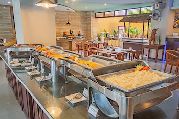 Grand Santhi Hotel