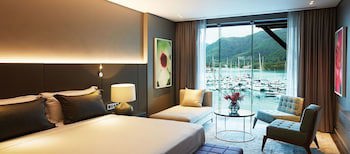 Eden Bleu Hotel