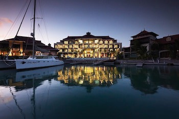 Eden Bleu Hotel