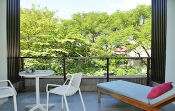 Eden Bleu Hotel