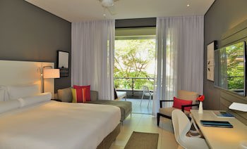 Eden Bleu Hotel