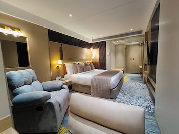 Effotel By Sayaji Indore