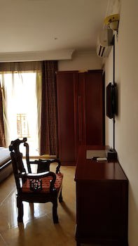 Biraj International Hotel