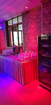 Biraj International Hotel