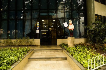 Gallant Hotel