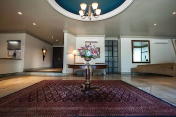 Gallant Hotel