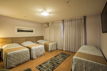 Gallant Hotel