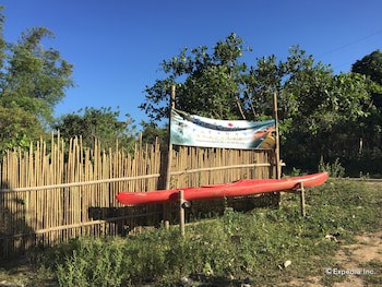Palawan Sandcastles Beach Resort